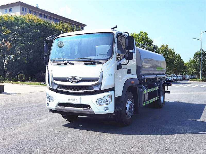 國六福田12噸灑水車強(qiáng)勢登場，抓住國六專汽時(shí)機(jī)!