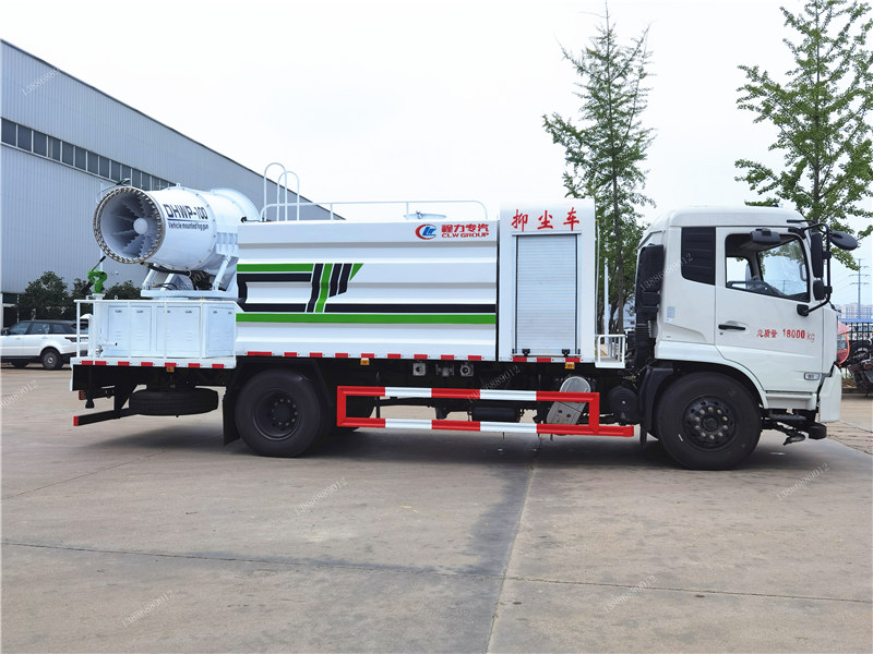 東風(fēng)天錦霧炮抑塵車