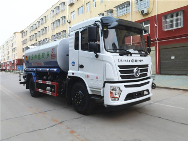 東風(fēng)D3灑水車12噸霧炮車發(fā)車北京！