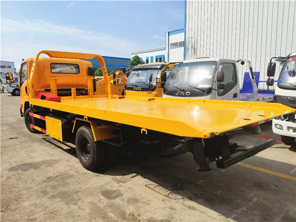 江鈴凱銳一拖二平板清障車(chē)