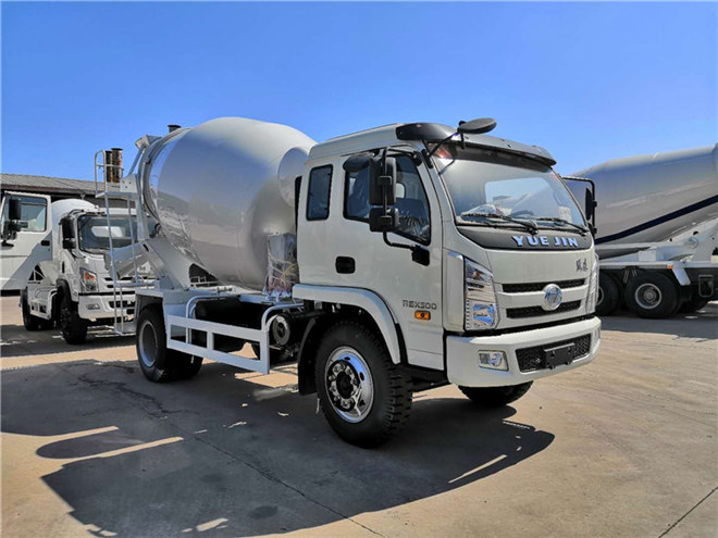 躍進牌混凝土攪拌運輸車