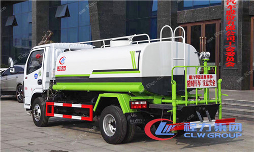 國六東風(fēng)小多利卡5噸灑水車