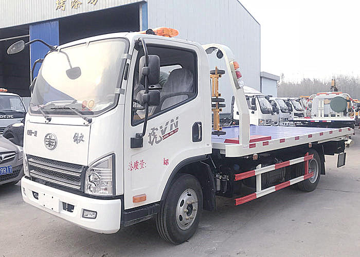 解放虎VN藍牌清障車報價，用戶已發(fā)車！