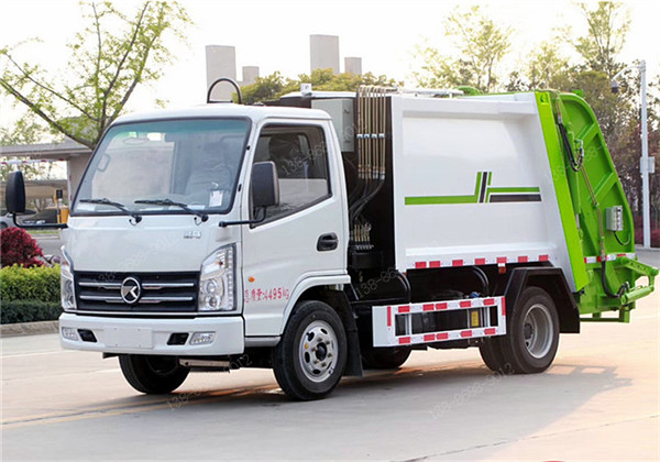 國六灑水車，垃圾車上市，選擇適合你的