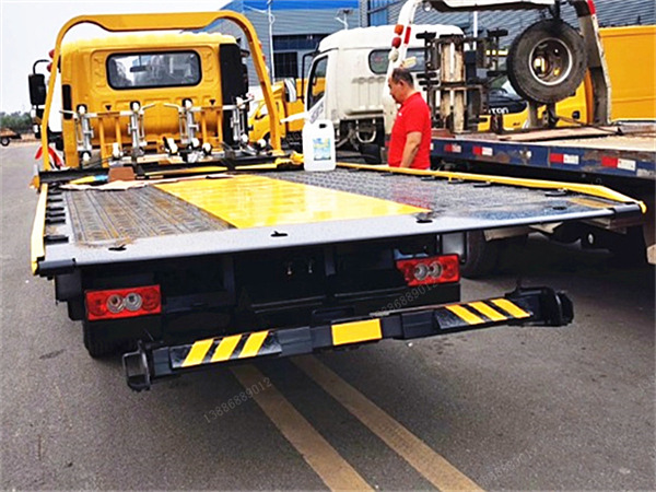 福田奧鈴速運(yùn)一拖二藍(lán)牌清障車(chē)