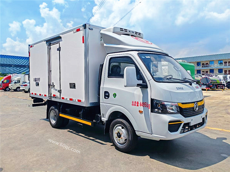 東風(fēng)途逸后雙輪冷藏車 東風(fēng)途逸后雙輪冷藏車