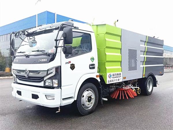 東風(fēng)凱普特8方洗掃車