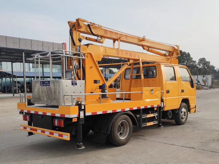江鈴雙排12米高空作業(yè)車(chē)