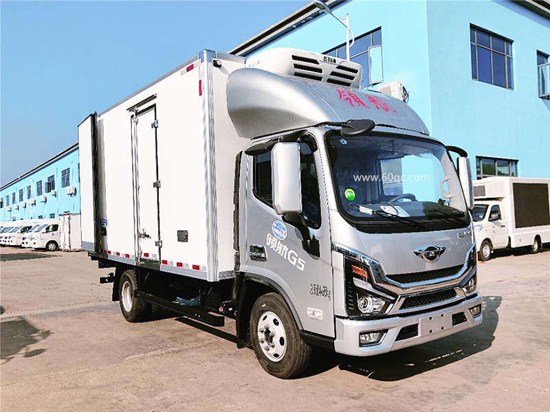 福田領(lǐng)航大G輕卡冷藏車