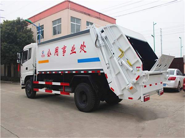 東風天龍后雙橋壓縮式垃圾車