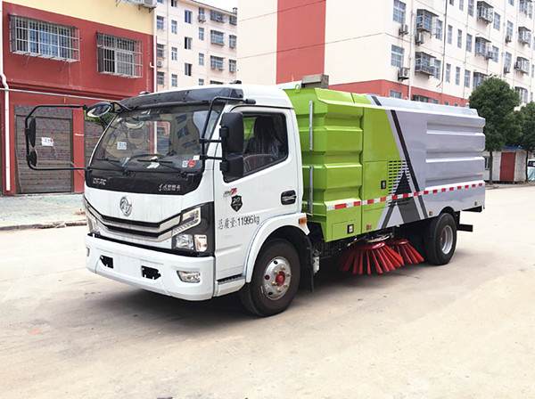 為什么要買掃路車？程力掃路車有什么優勢？