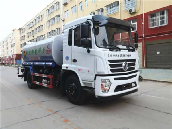 東風(fēng)D3灑水車(chē)12噸霧炮車(chē)發(fā)車(chē)北京！